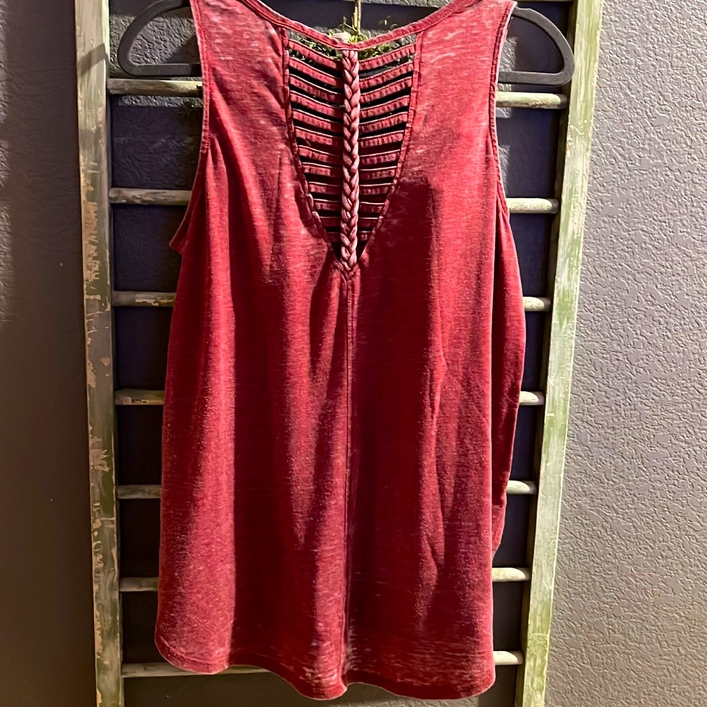 Cotton tank with fun detail on back